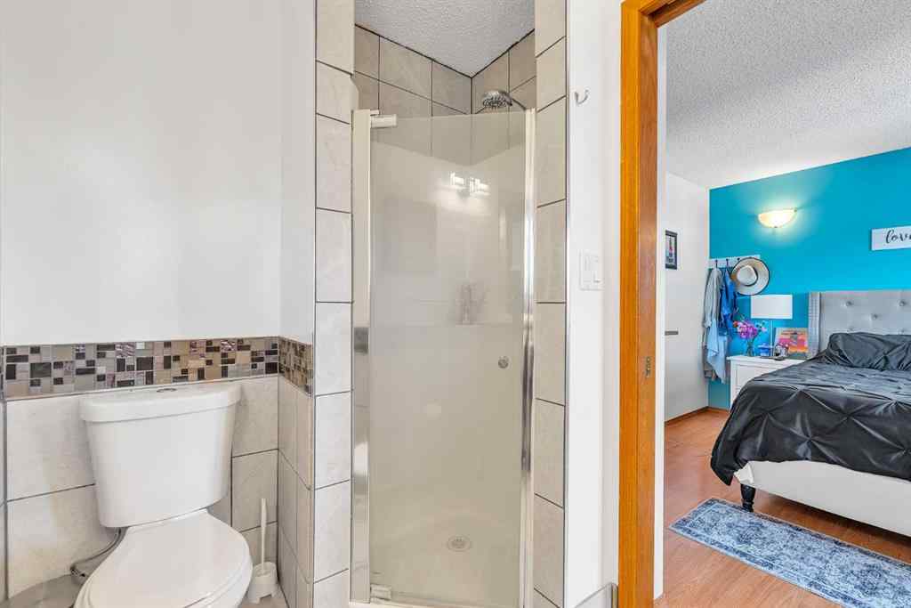 MLS® A2244976 - 20 Westland Gate  in Westridge Okotoks, Residential
