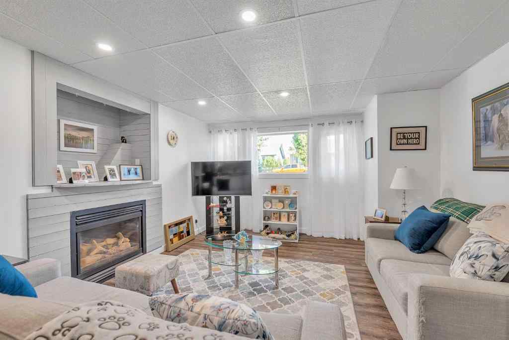 MLS® A2244976 - 20 Westland Gate  in Westridge Okotoks, Residential