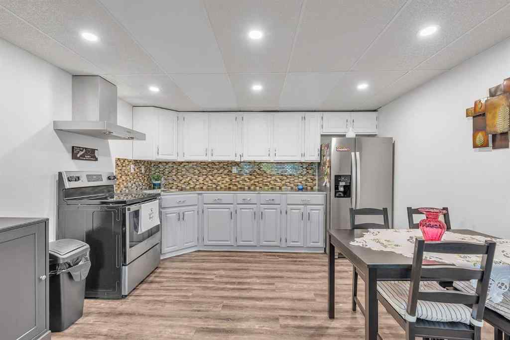 MLS® A2244976 - 20 Westland Gate  in Westridge Okotoks, Residential