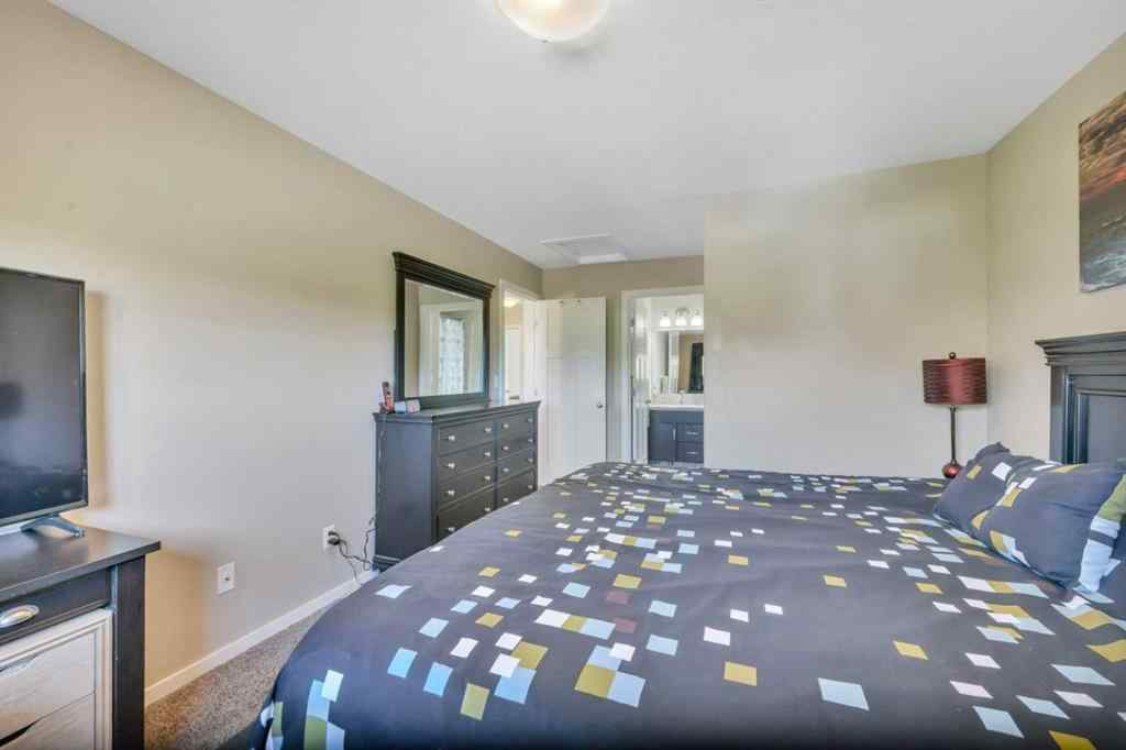 MLS® A2244987 - Unit #5 5301 Windward Place  in Newport Sylvan Lake, Residential