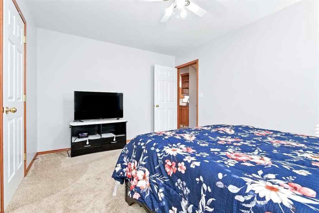 MLS® A2244993 - 40 Ammeter Close  in Aspen Ridge Red Deer, Residential