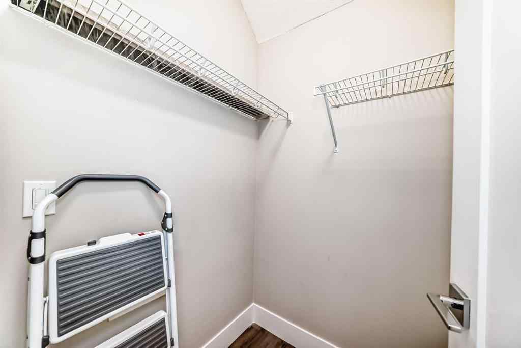 MLS® A2244995 - Unit #115 1702 17 Avenue SW in Scarboro Calgary, Residential