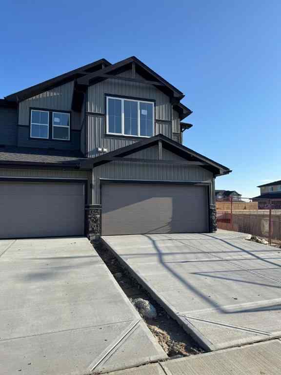 MLS® A2245000 - 123 Waterford Manor  in Waterford Chestermere, Residential