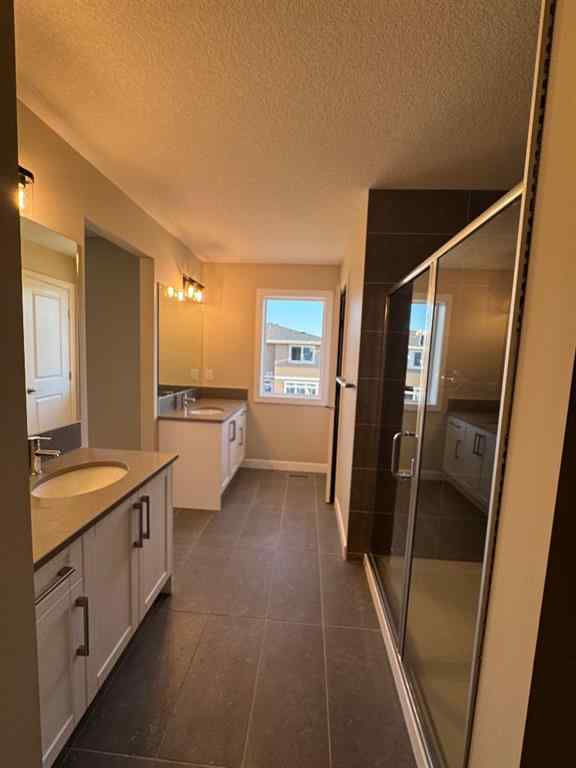 MLS® A2245000 - 123 Waterford Manor  in Waterford Chestermere, Residential