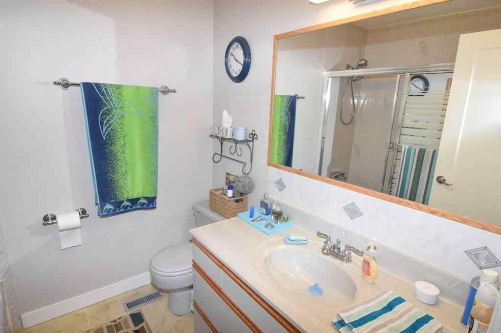 MLS® A2245003 - 904 Abbotsford Drive NE in Abbeydale Calgary, Residential