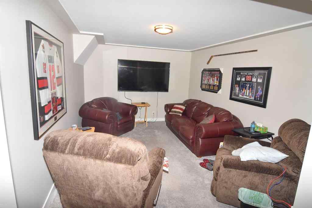 MLS® A2245003 - 904 Abbotsford Drive NE in Abbeydale Calgary, Residential