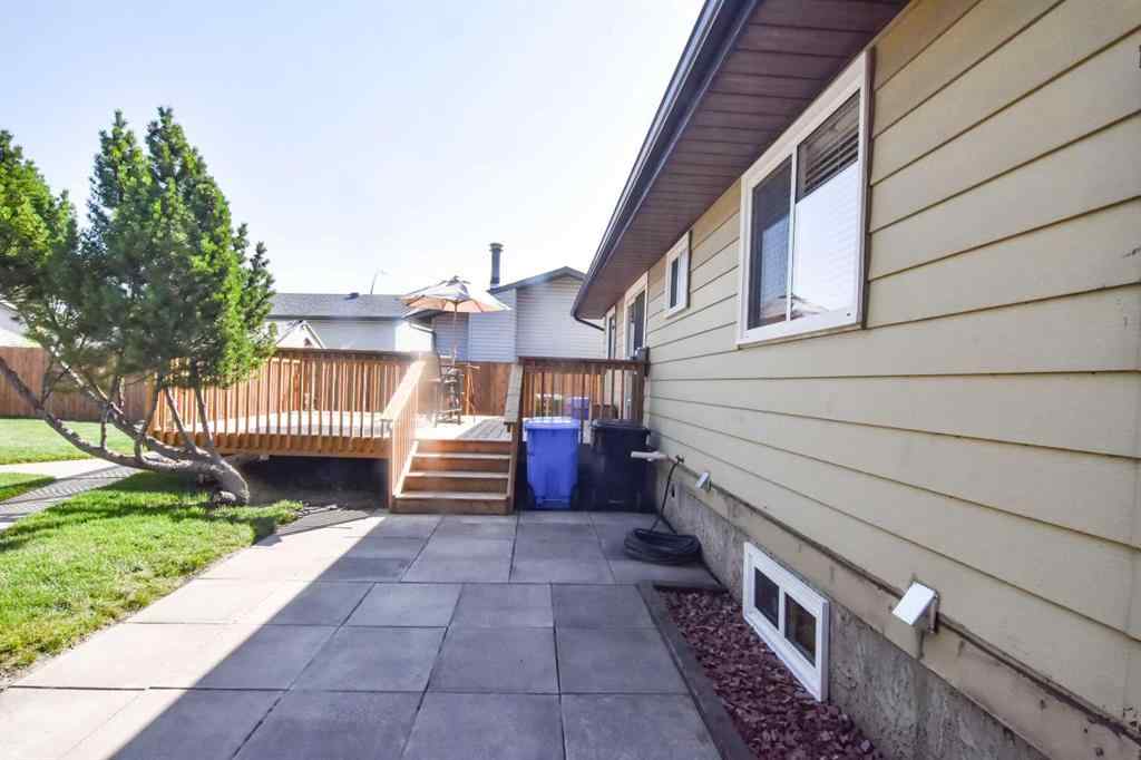 MLS® A2245003 - 904 Abbotsford Drive NE in Abbeydale Calgary, Residential