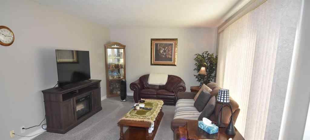 MLS® A2245003 - 904 Abbotsford Drive NE in Abbeydale Calgary, Residential