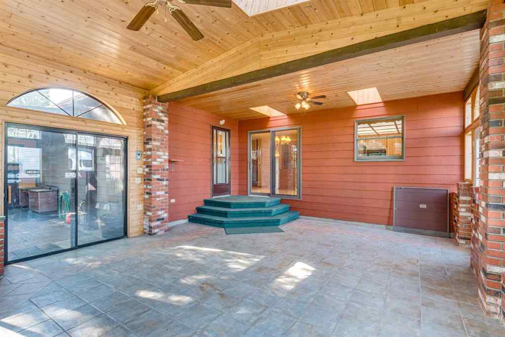 MLS® A2245006 - 729 1 Street NE in NONE Three Hills, Residential