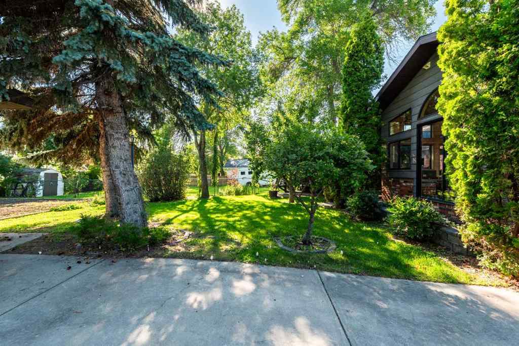 MLS® A2245006 - 729 1 Street NE in NONE Three Hills, Residential