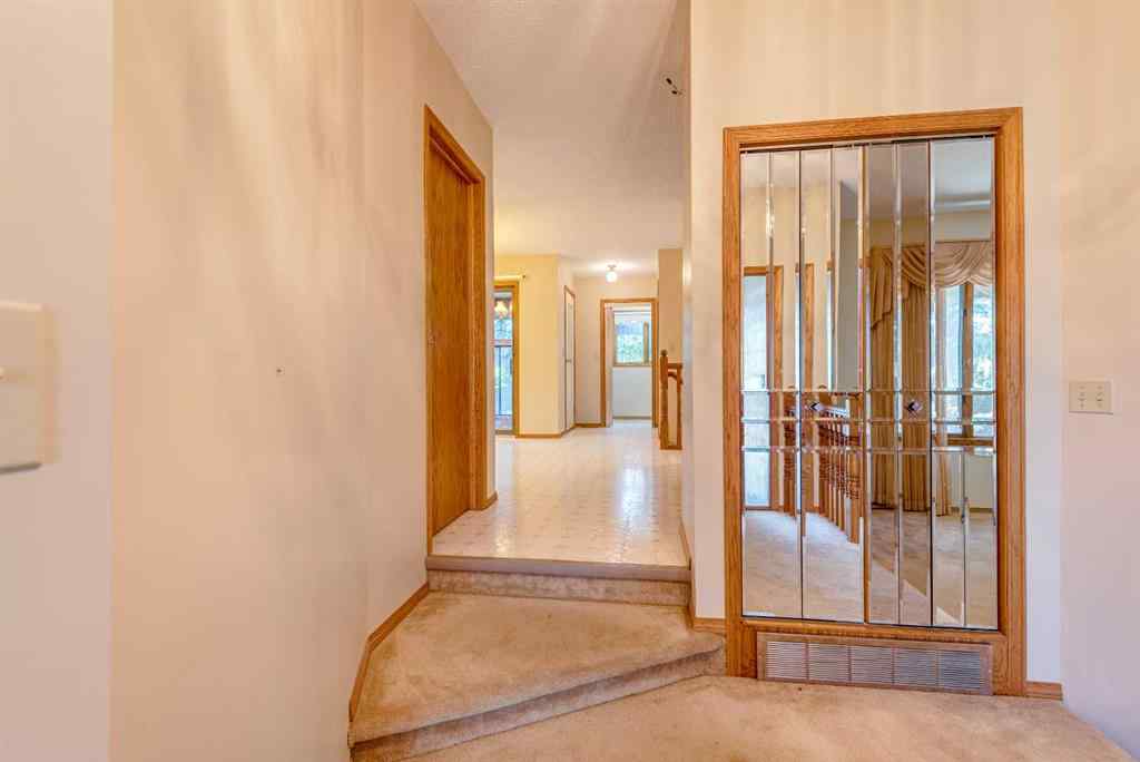 MLS® A2245006 - 729 1 Street NE in NONE Three Hills, Residential