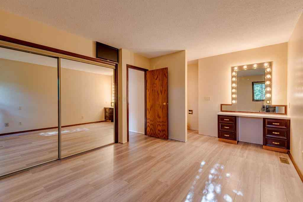 MLS® A2245006 - 729 1 Street NE in NONE Three Hills, Residential