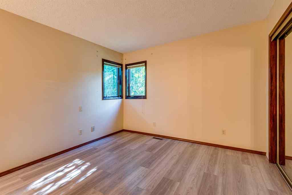 MLS® A2245006 - 729 1 Street NE in NONE Three Hills, Residential