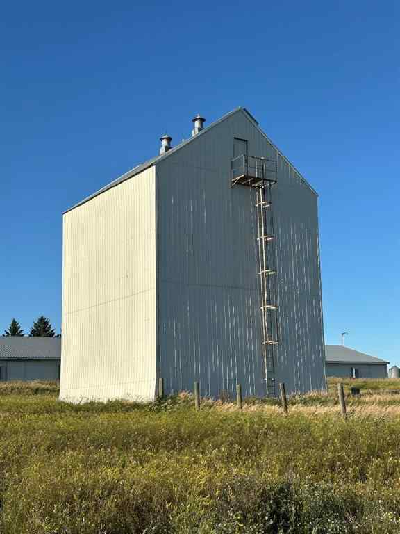 MLS® A2245019 - 230049 Township Road 314   in NONE Rural Kneehill County, Residential