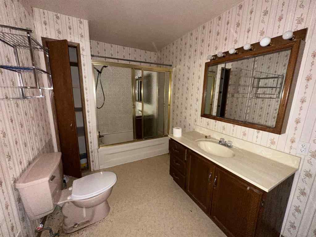 MLS® A2245019 - 230049 Township Road 314   in NONE Rural Kneehill County, Residential