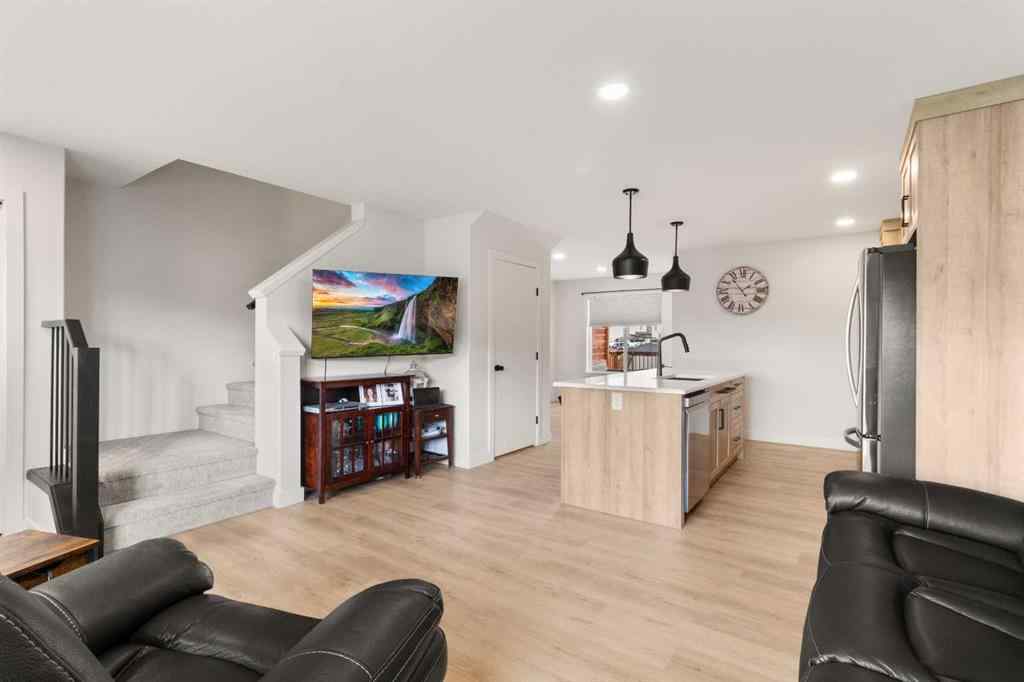 MLS® A2245025 - 104 Memorial Parkway  in Liberty Landing Rural Red Deer County, Residential