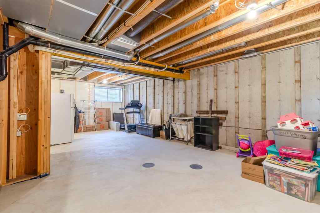 MLS® A2245025 - 104 Memorial Parkway  in Liberty Landing Rural Red Deer County, Residential