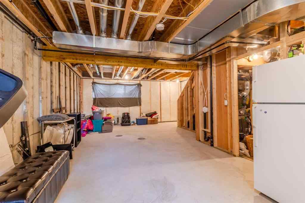 MLS® A2245025 - 104 Memorial Parkway  in Liberty Landing Rural Red Deer County, Residential