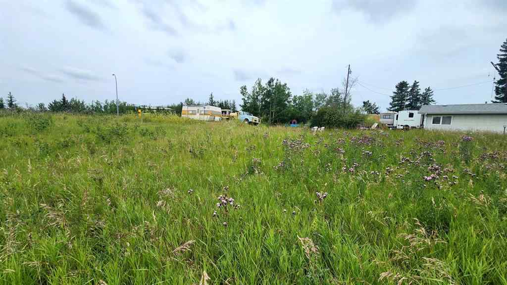 MLS® A2245026 - 5001 76 Street  in NONE Lacombe, Commercial