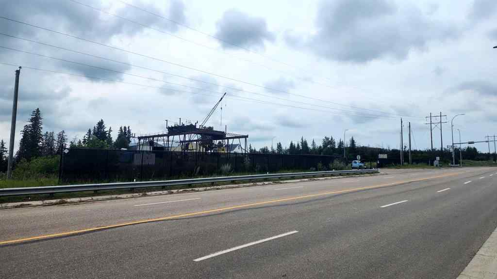 MLS® A2245026 - 5001 76 Street  in NONE Lacombe, Commercial
