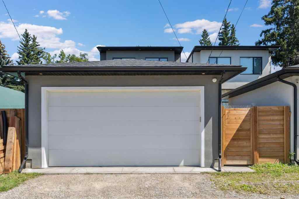 MLS® A2245027 - 3717 41 Street SW in Glenbrook Calgary, Residential
