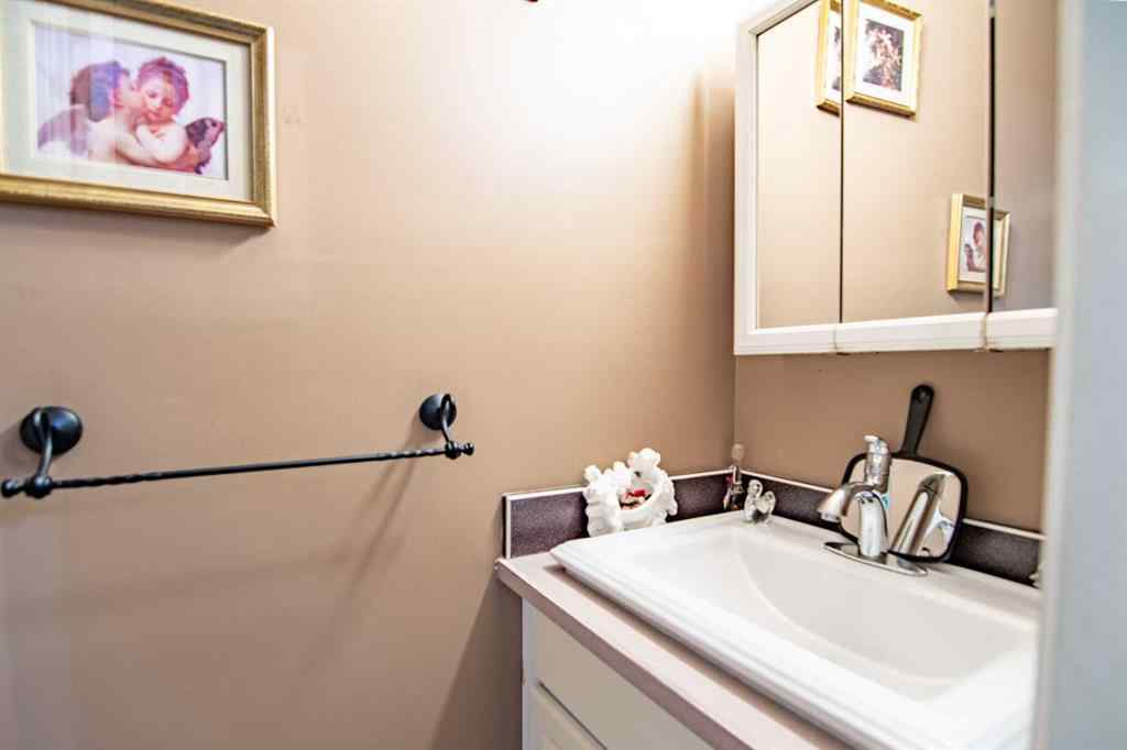 MLS® A2245031 - 84 Pearson Crescent  in Pines Red Deer, Residential