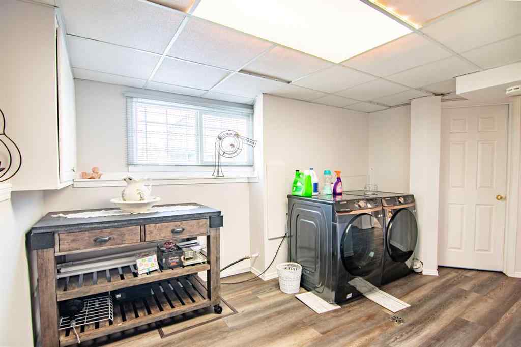 MLS® A2245031 - 84 Pearson Crescent  in Pines Red Deer, Residential
