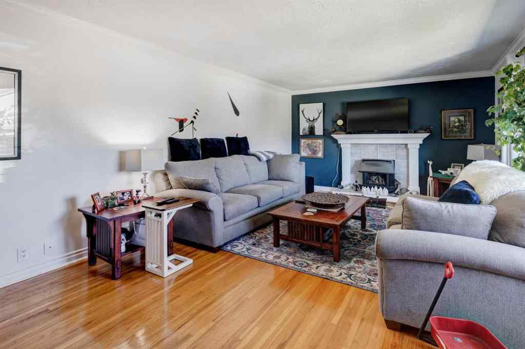 MLS® A2245033 - 2141 19 Avenue  in NONE Didsbury, Residential