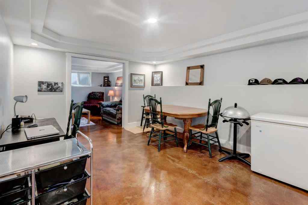 MLS® A2245033 - 2141 19 Avenue  in NONE Didsbury, Residential