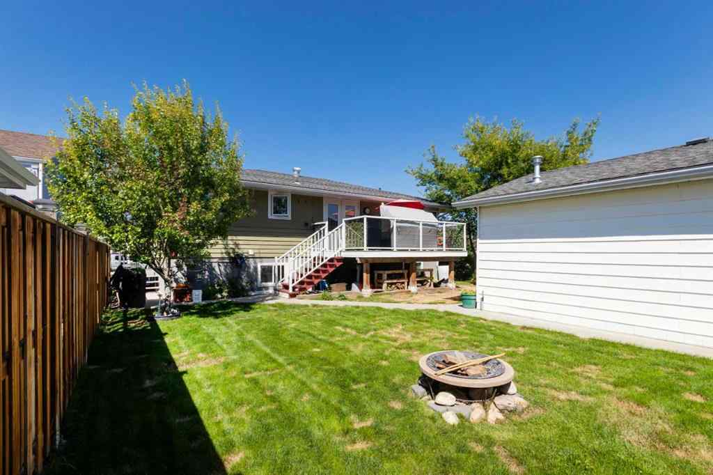 MLS® A2245033 - 2141 19 Avenue  in NONE Didsbury, Residential