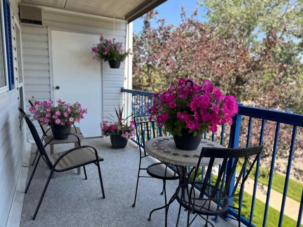 MLS® A2245035 - Unit #202 4522 47a Avenue  in Downtown Red Deer Red Deer, Residential