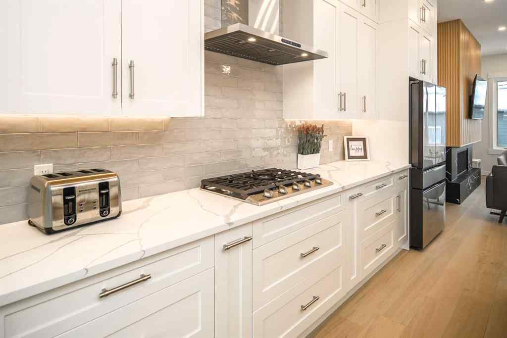 MLS® A2245039 - 2827 Cochrane Road NW in Banff Trail Calgary, Residential