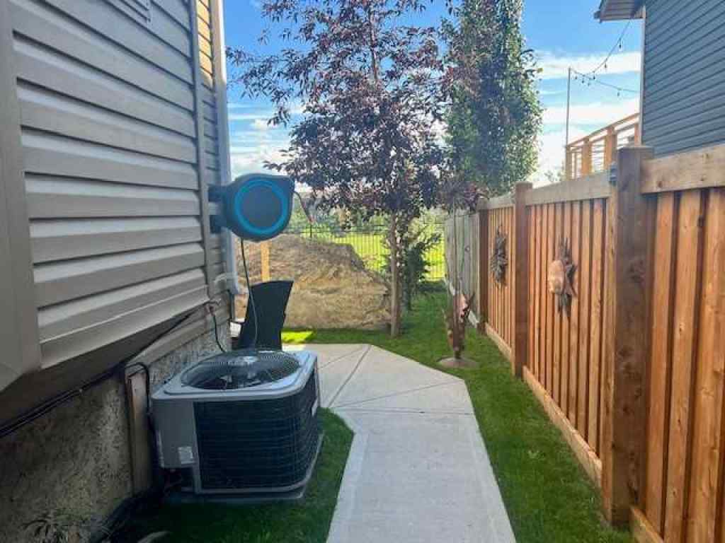 MLS® A2245042 - 11313 106A Avenue  in Westgate Grande Prairie, Residential