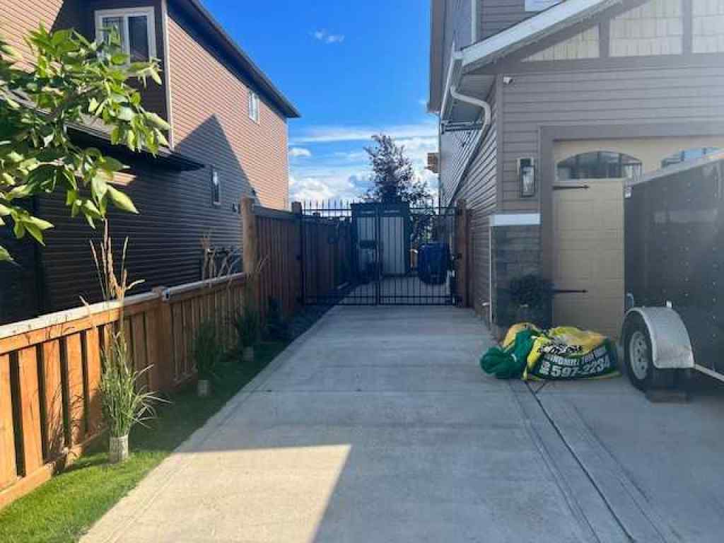 MLS® A2245042 - 11313 106A Avenue  in Westgate Grande Prairie, Residential