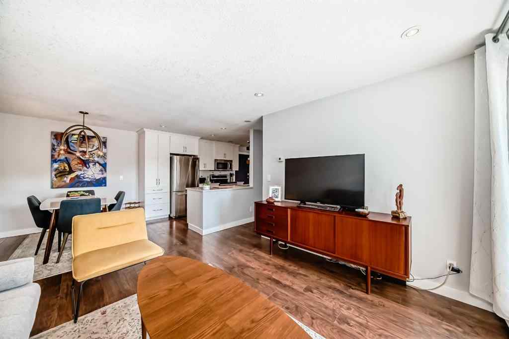 MLS® A2245050 - Unit #202 540 18 Avenue SW in Cliff Bungalow Calgary, Residential