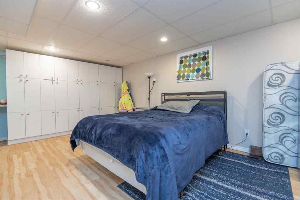 MLS® A2245072 - 4831 52 Avenue  in NONE Eckville, Residential
