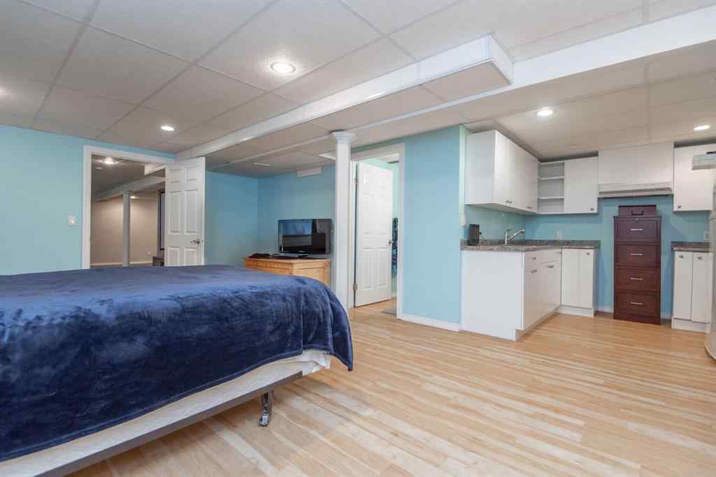 MLS® A2245072 - 4831 52 Avenue  in NONE Eckville, Residential