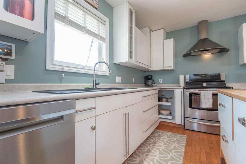 MLS® A2245072 - 4831 52 Avenue  in NONE Eckville, Residential