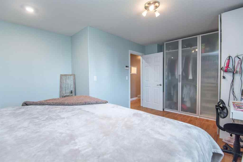 MLS® A2245072 - 4831 52 Avenue  in NONE Eckville, Residential