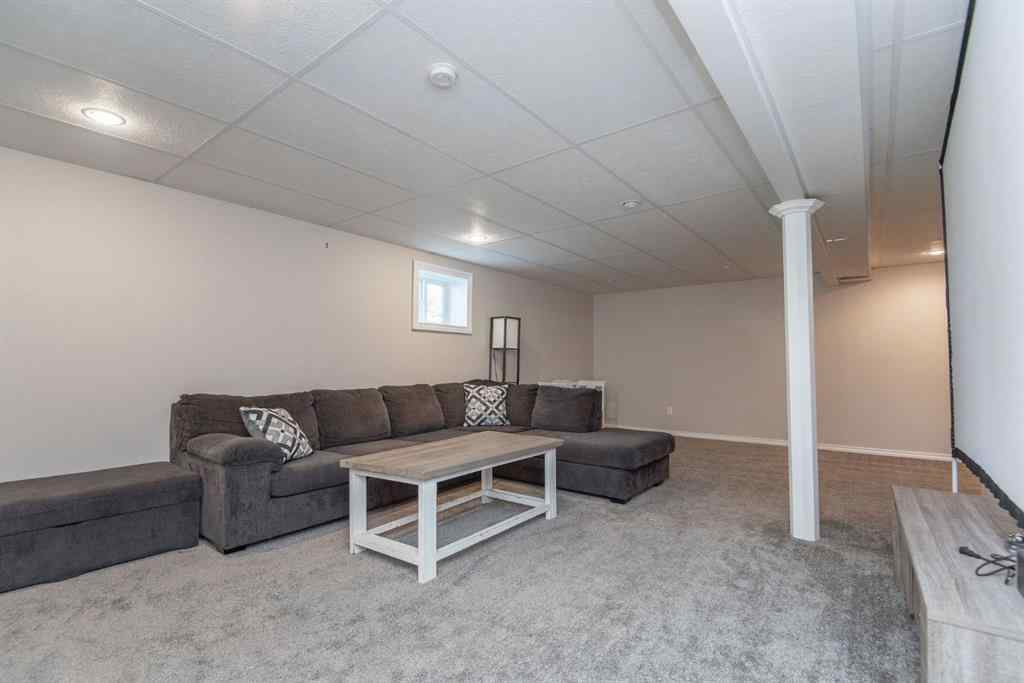MLS® A2245072 - 4831 52 Avenue  in NONE Eckville, Residential