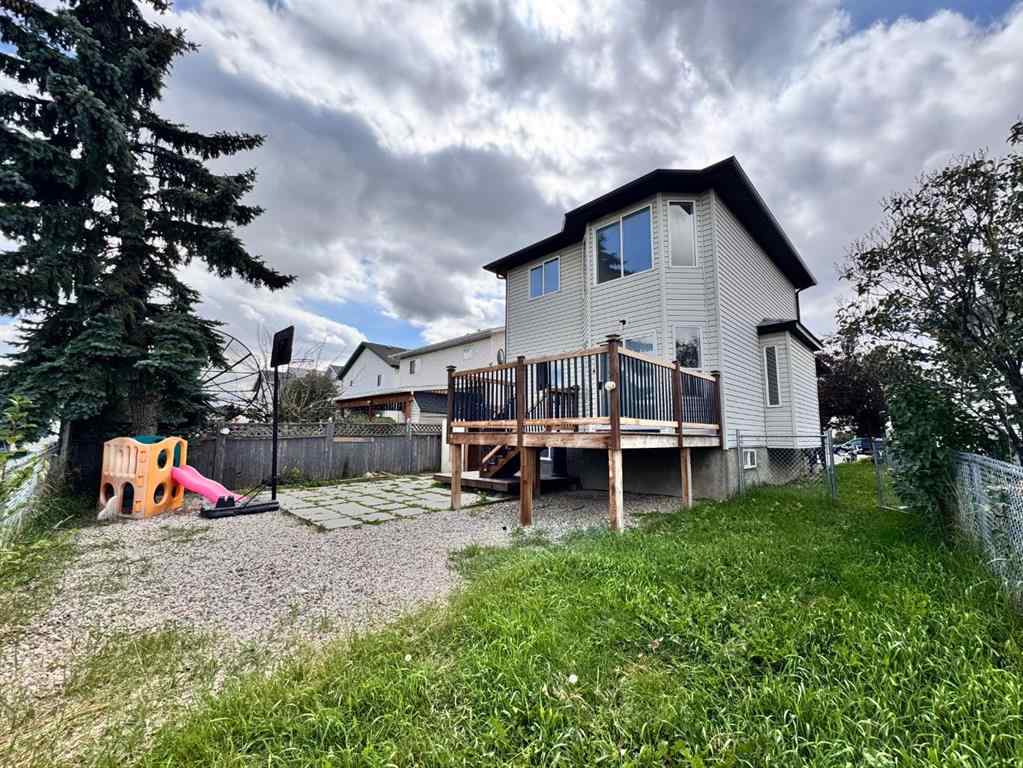 MLS® A2245073 - 61 Applemont Place SE in Applewood Park Calgary, Residential