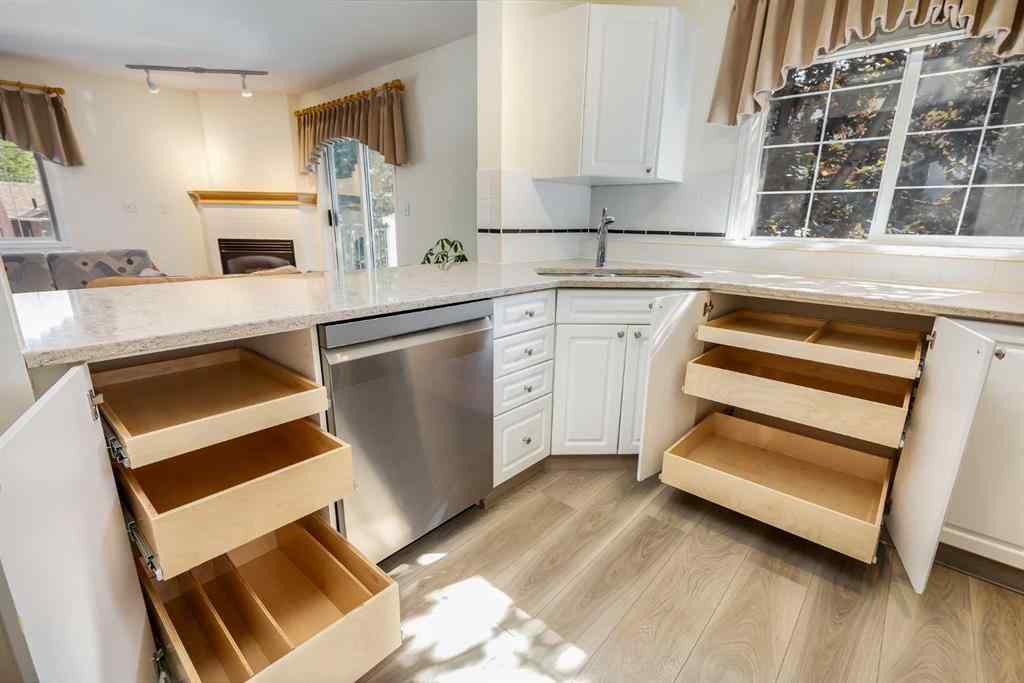 MLS® A2245079 - Unit #210 1415 17 Street SE in Inglewood Calgary, Residential