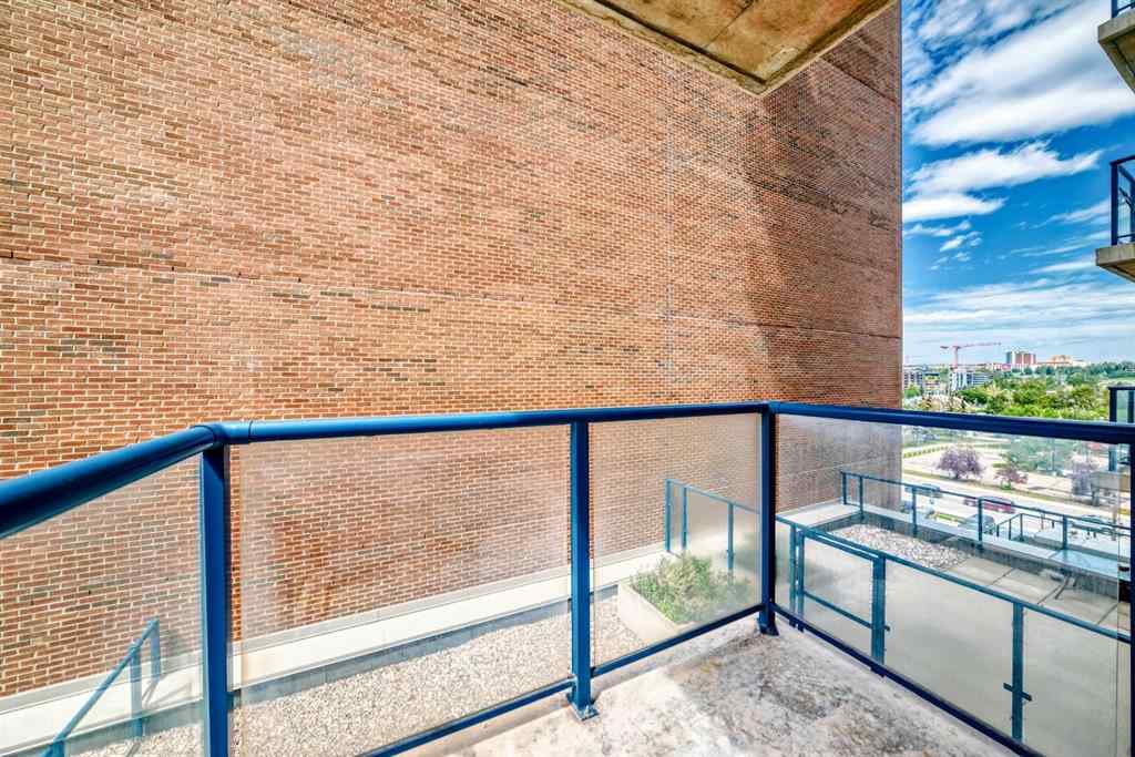 MLS® A2245083 - Unit #701 920 5 Avenue SW in Downtown West End Calgary, Residential