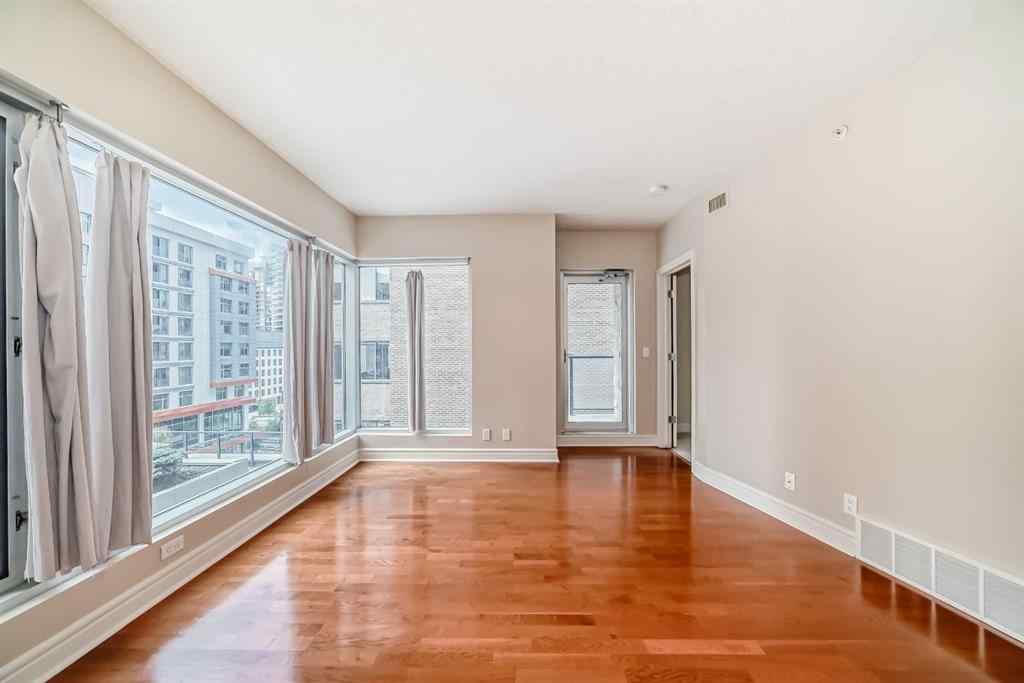 MLS® A2245083 - Unit #701 920 5 Avenue SW in Downtown West End Calgary, Residential