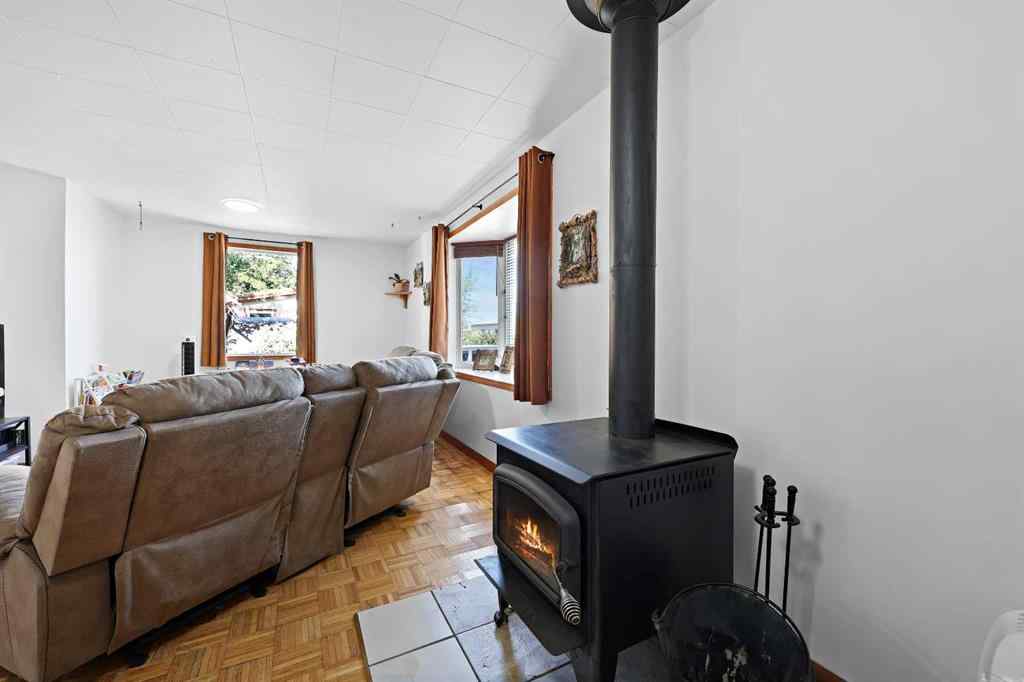MLS® A2245085 - 339 3 Street  in NONE Irricana, Residential