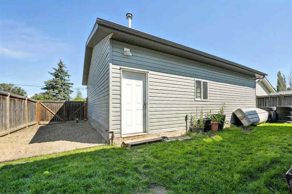 MLS® A2245087 - 85 O'Brien Crescent   in Oriole Park West Red Deer, Residential