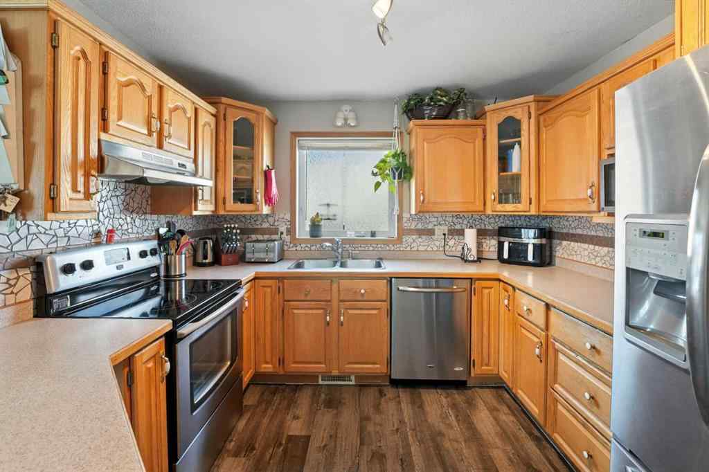 MLS® A2245087 - 85 O'Brien Crescent   in Oriole Park West Red Deer, Residential