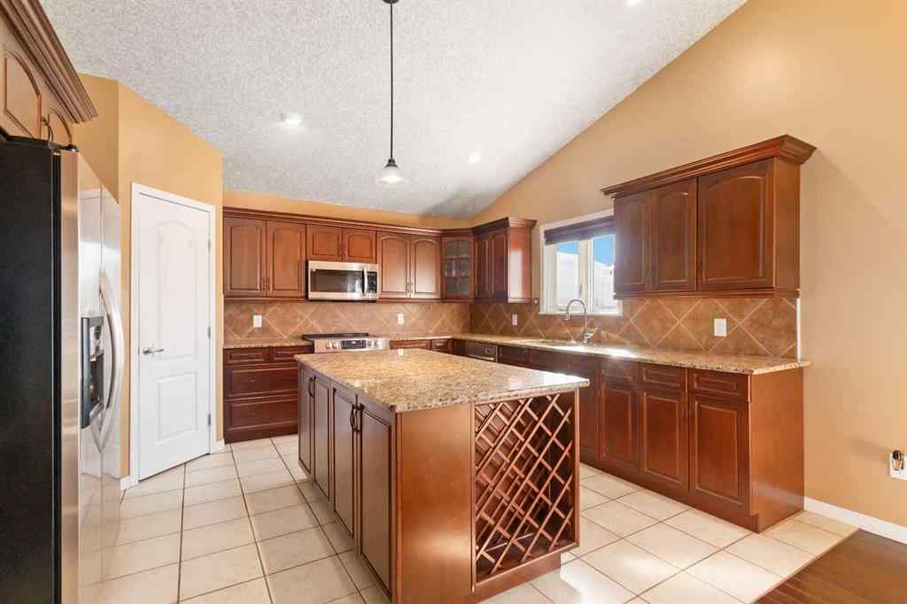 MLS® A2245091 - 197 Pliska Crescent  in Timberlea Fort McMurray, Residential