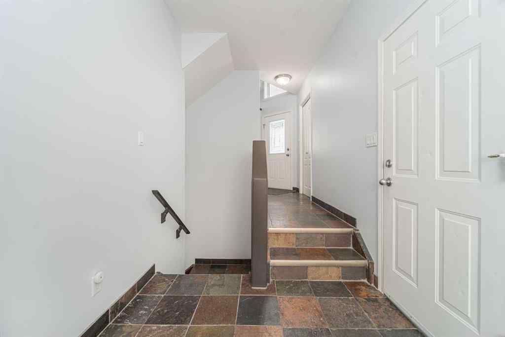 MLS® A2245092 - 14 Heritage Circle W in Heritage Heights Lethbridge, Residential