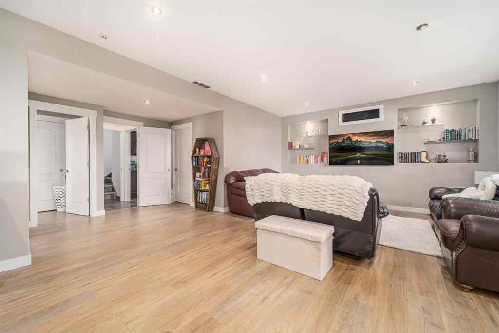 MLS® A2245092 - 14 Heritage Circle W in Heritage Heights Lethbridge, Residential